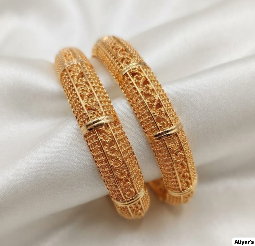 Printed 2 Pieces Gold Plated Kary — view 4