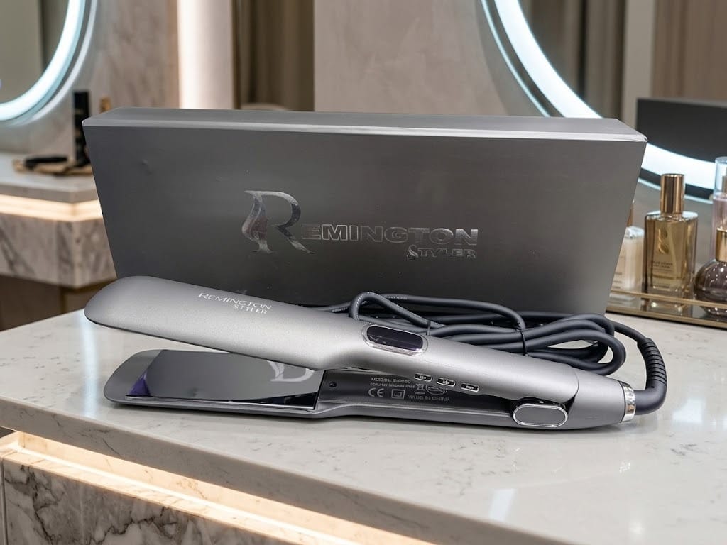 Remington Professional Wide Plate Hair Straightener — view 1