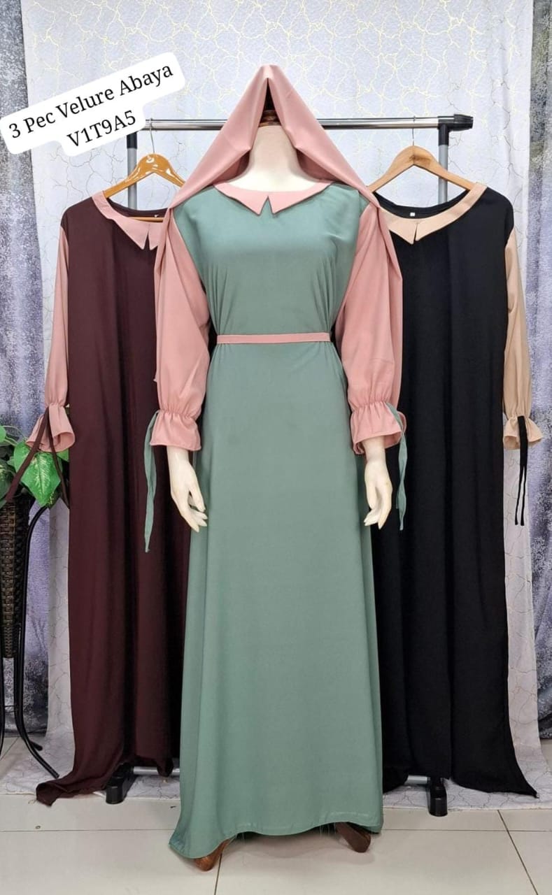 The Trendsetter 3 Piece Velure Abaya — view 2