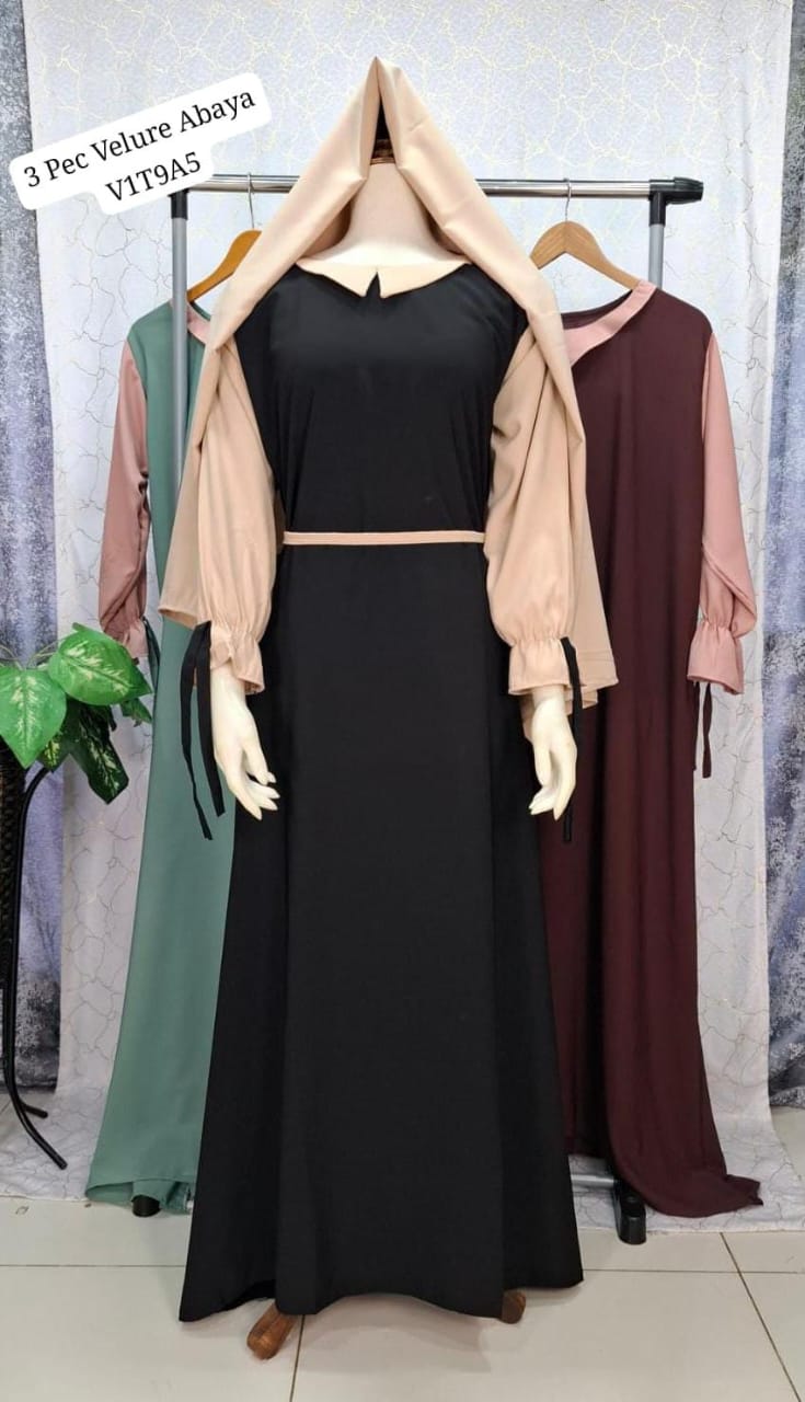 The Trendsetter 3 Piece Velure Abaya — view 3