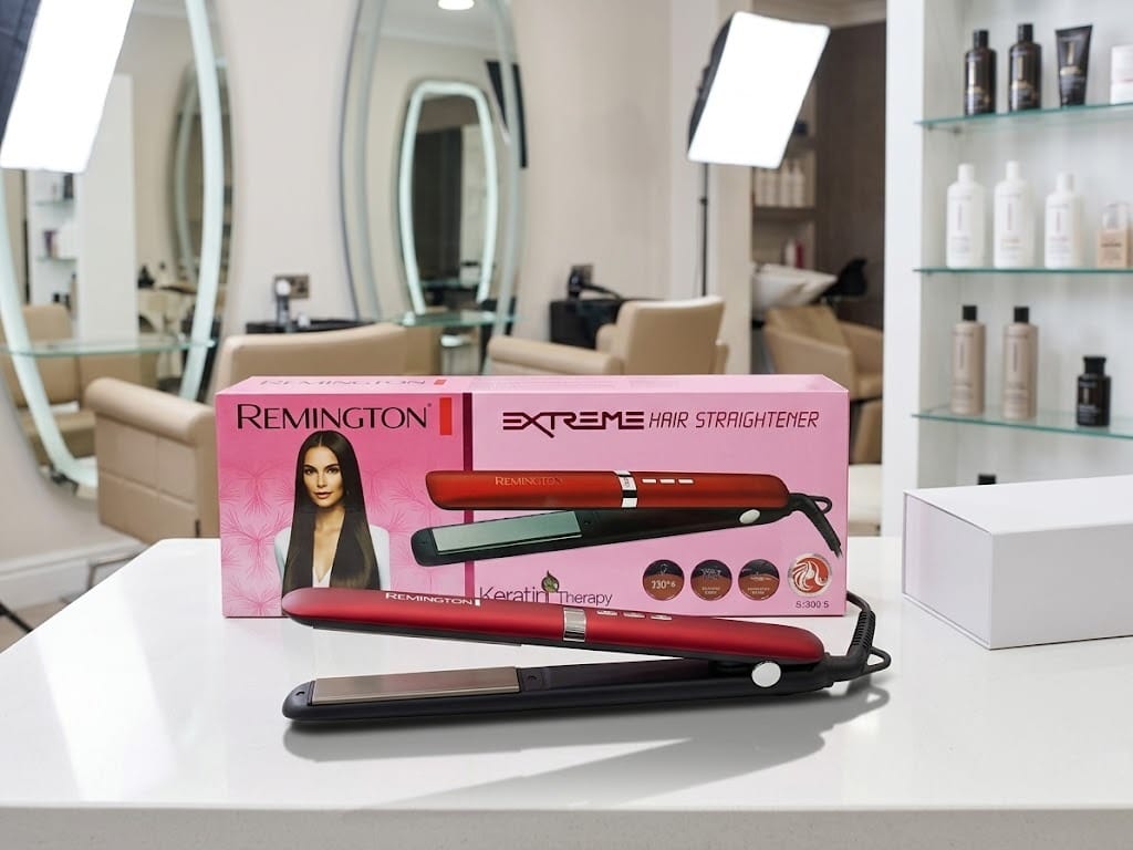 Remington Extreme Hair Straightener — view 1