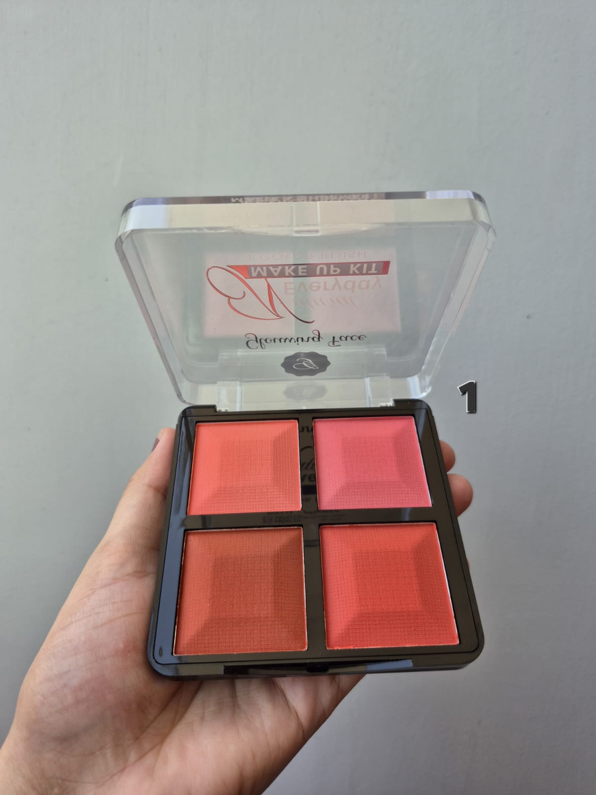 Glowing Face Natural Everyday 4 Color Blush Kit — view 3