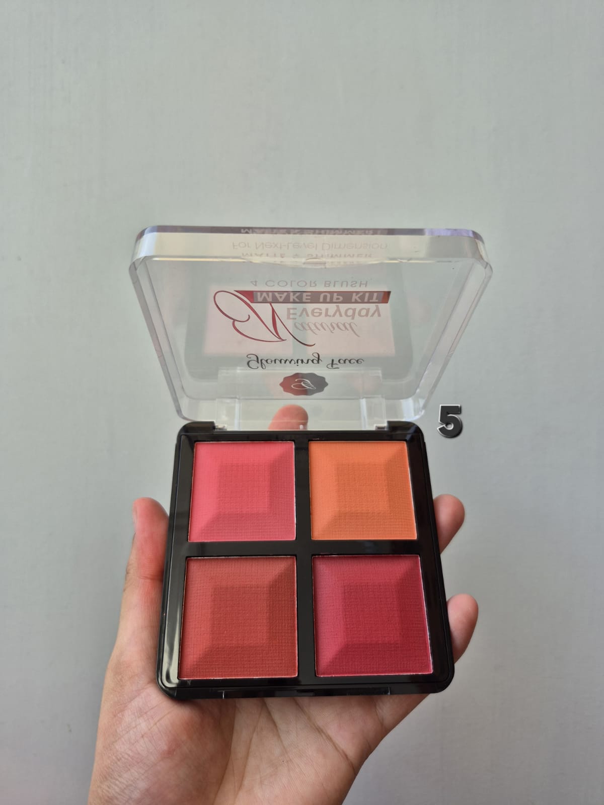 Glowing Face Natural Everyday 4 Color Blush Kit — view 6