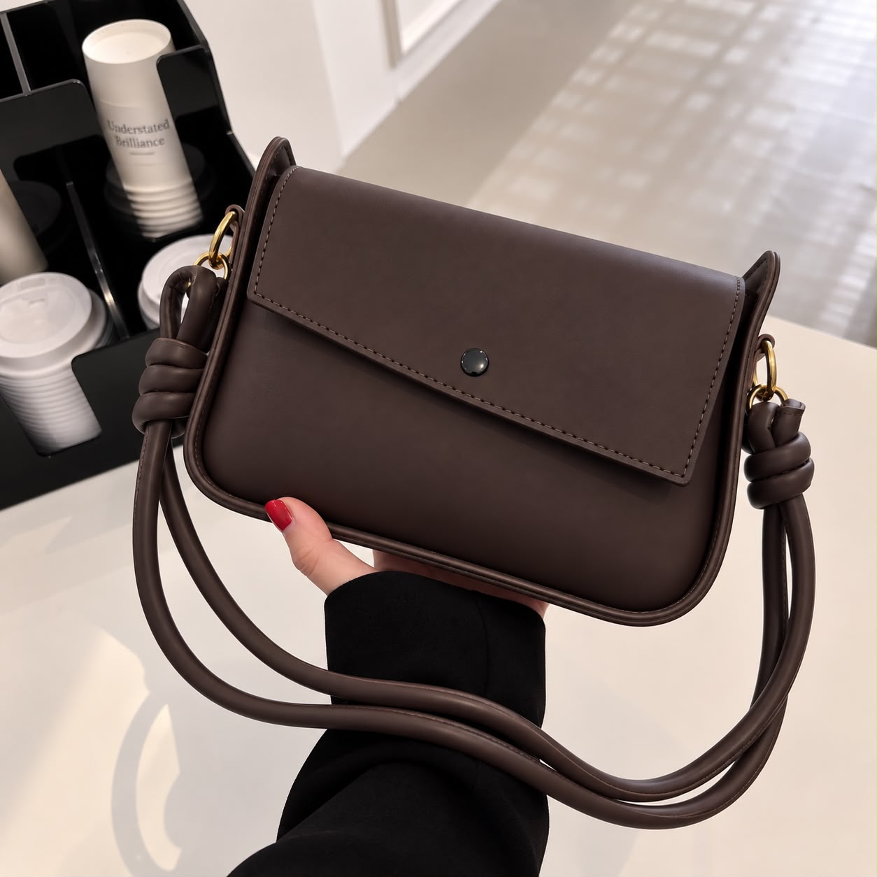 High Quality Cross Body Bag — view 4